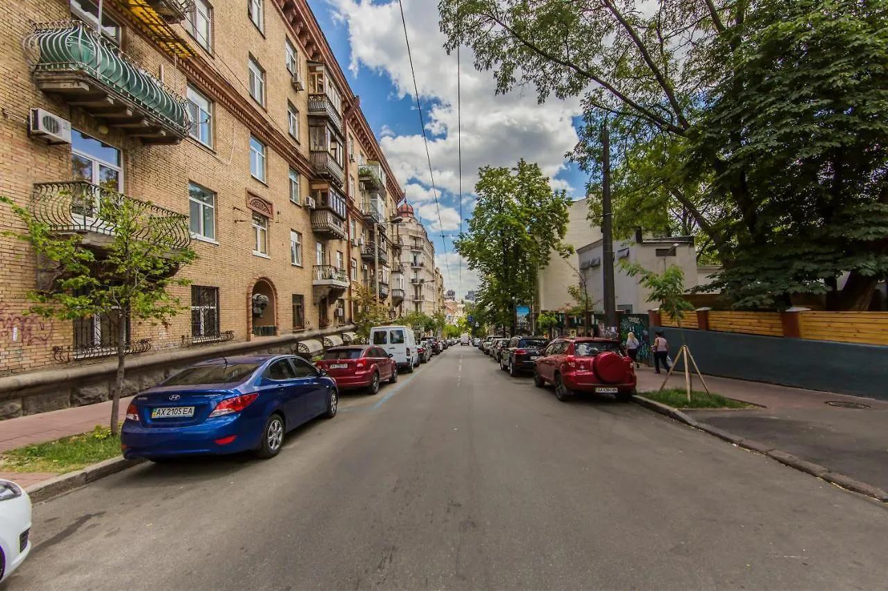 Apartment 2Х-Кімнатна Квартира На Майдані Незалежності Kiew